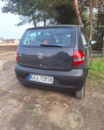 Volkswagen Fox cena 8900 przebieg: 186000, rok produkcji 2010 z Wieruszów małe 56